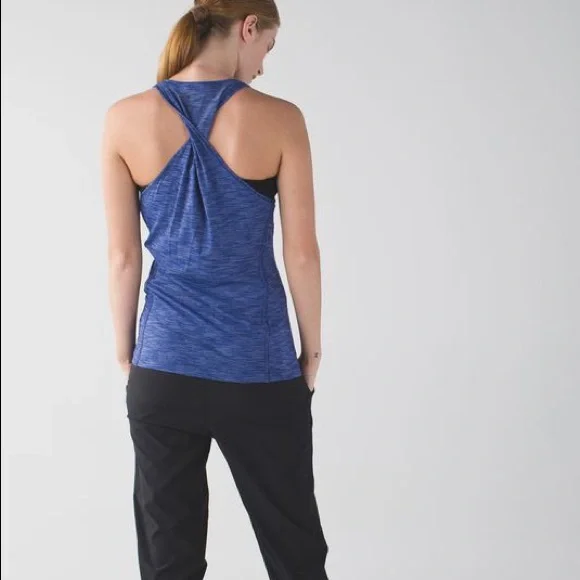 &Go Everywhere Top - Picture 3 of 3